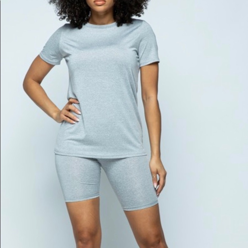 Solid top and biker shorts set